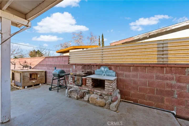 2025 E Avenue Q6, Palmdale, California 93550