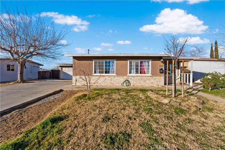 2025 E Avenue Q6, Palmdale, California 93550