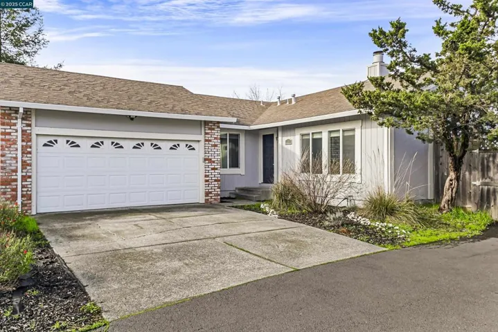 1585 Rainier Ave, Petaluma, California 94954