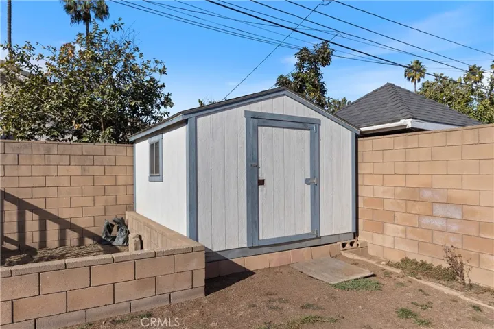 Great storage included in price