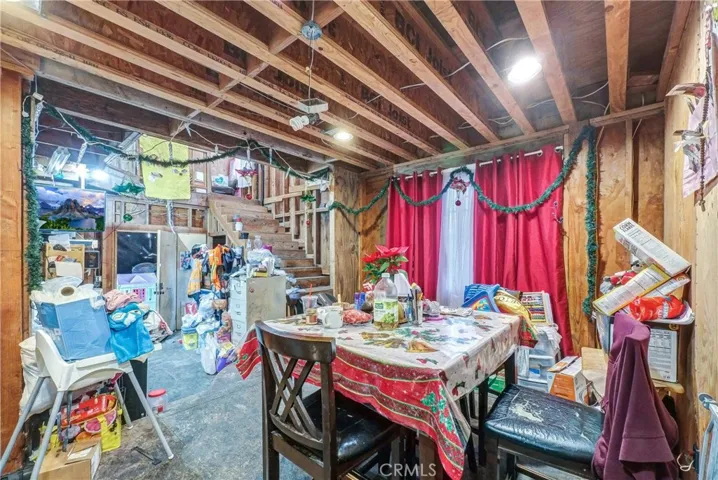 1402 E Cruces Street, Wilmington, California 90744
