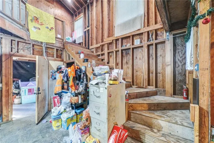 1402 E Cruces Street, Wilmington, California 90744