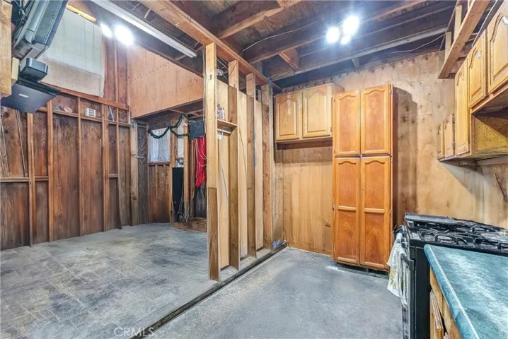 1402 E Cruces Street, Wilmington, California 90744