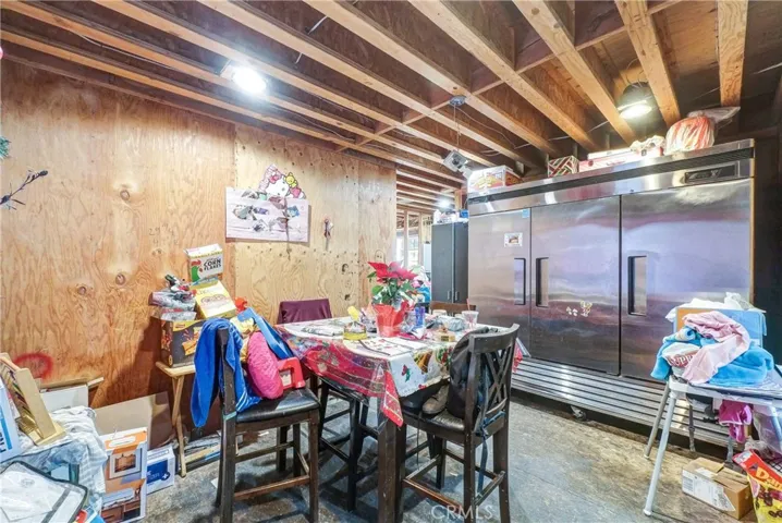 1402 E Cruces Street, Wilmington, California 90744