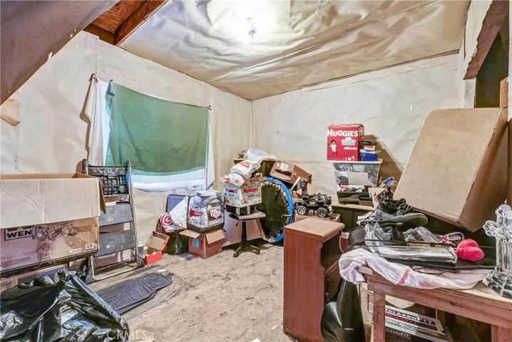 1402 E Cruces Street, Wilmington, California 90744