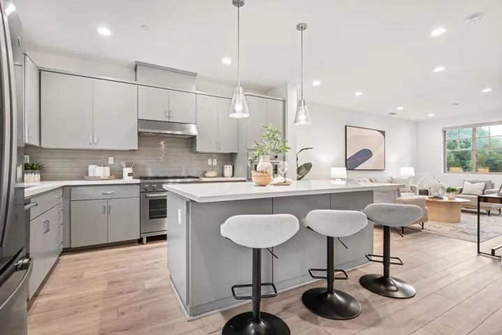 271 Fairchild Drive, Mountain View, California 94043