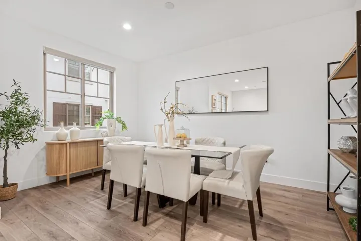 271 Fairchild Drive, Mountain View, California 94043