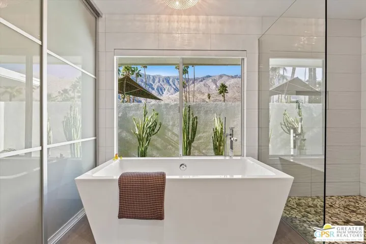 2622 S Camino Real, Palm Springs, California 92264