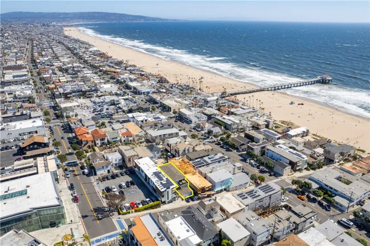 220 14th Street, Manhattan Beach, California 90266