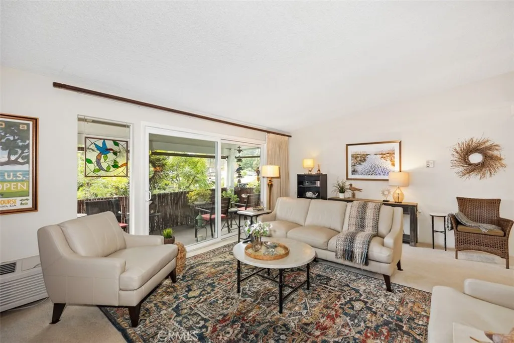 46 Calle Aragon R, Laguna Woods, California 92637, 2 Bedrooms Bedrooms, ,2 BathroomsBathrooms,Residential Lease,For Rent,Calle Aragon,OC25002429