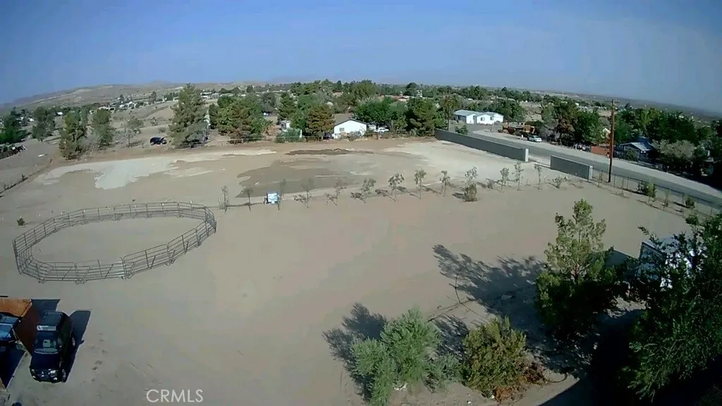 13330 E Avenue W, Pearblossom, California 93553 home-pic-2