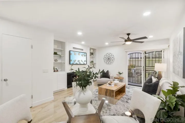 1127 Thomas Ave 12, San Diego, California 92109
