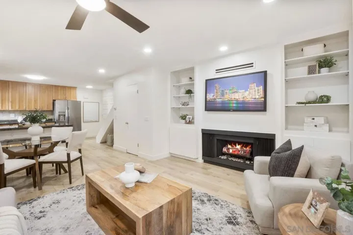 1127 Thomas Ave 12, San Diego, California 92109