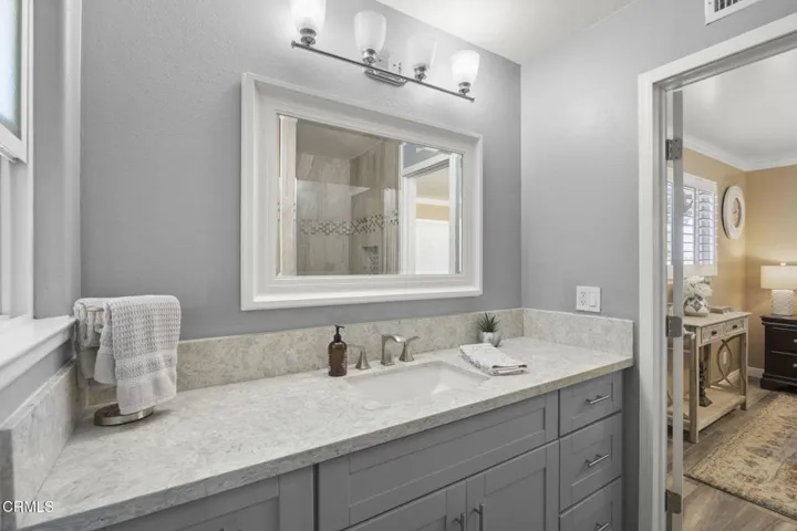 35-web-or-mls-Upmarketmedia_321Paj-93