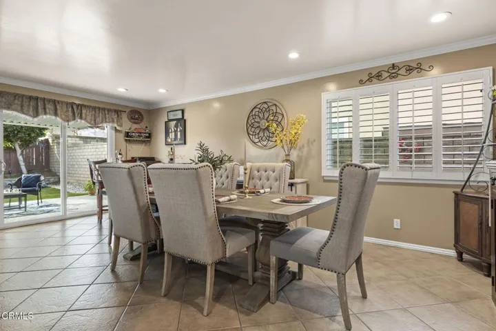 73-web-or-mls-UpmarketMedia-321Paj-27