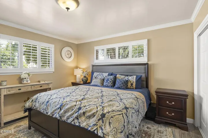 32-web-or-mls-Upmarketmedia_321Paj-81