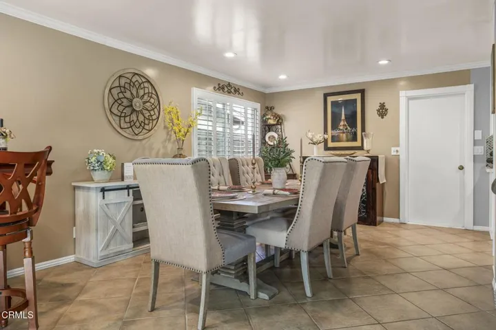 75-web-or-mls-UpmarketMedia-321Paj-32