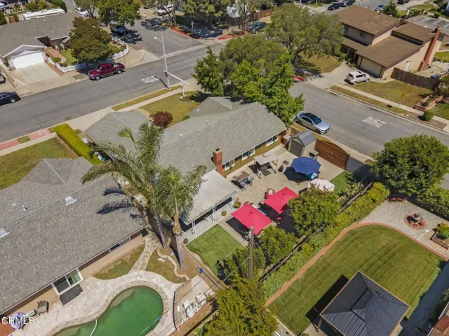 60-web-or-mls-Upmarketmedia_321Paj-aer-1