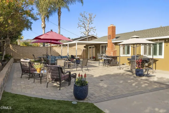 97-web-or-mls-UpmarketMedia-321Paj-92