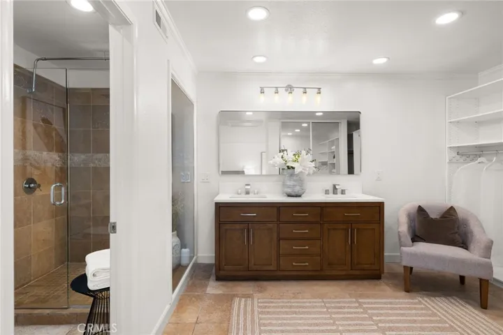 904 S Ridgecrest Circle, Anaheim Hills, California 92807