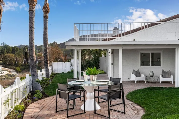 904 S Ridgecrest Circle, Anaheim Hills, California 92807