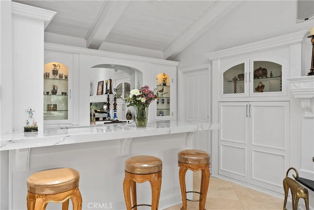 Wet bar in the family room