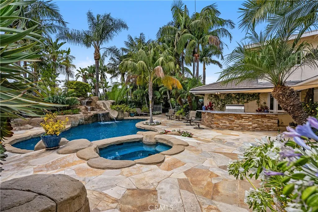Lush Pool and Jacuzzi