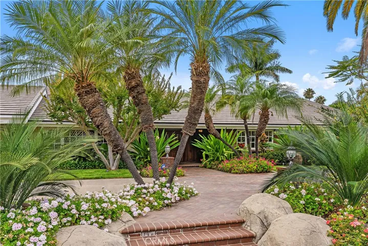 Exquisite Villa Park Luxury Estate