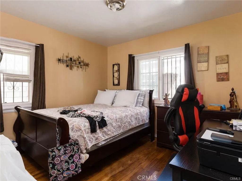701 Walnut Street, Inglewood, California 90301 home-pic-11