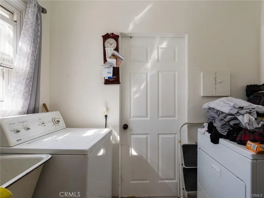 701 Walnut Street, Inglewood, California 90301 home-pic-24