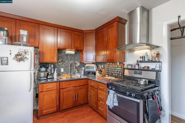 6062 Bernhard Ave, Richmond, California 94805