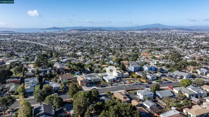 6062 Bernhard Ave, Richmond, California 94805