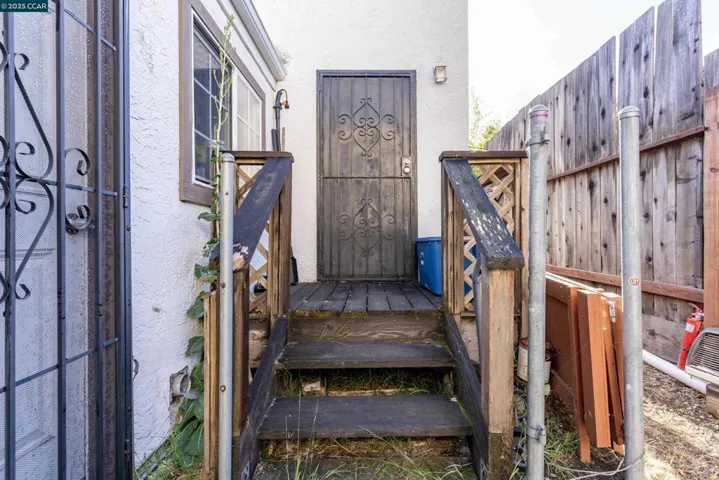 6062 Bernhard Ave, Richmond, California 94805