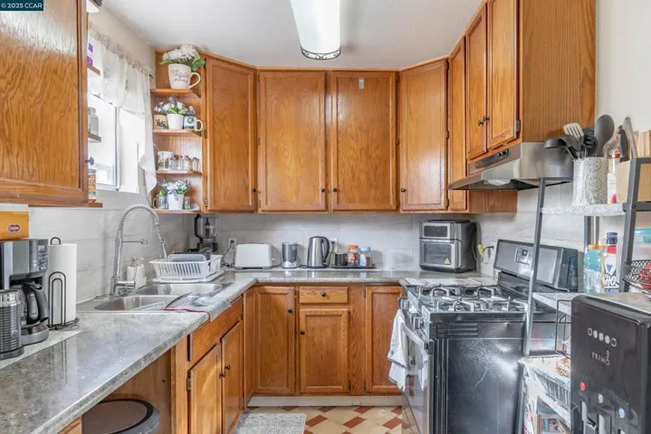 6062 Bernhard Ave, Richmond, California 94805
