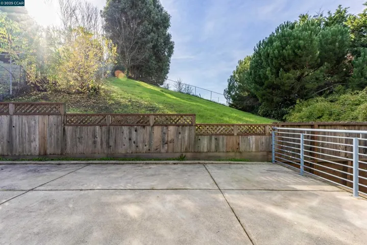 4087 La Colina Rd, El Sobrante, California 94803