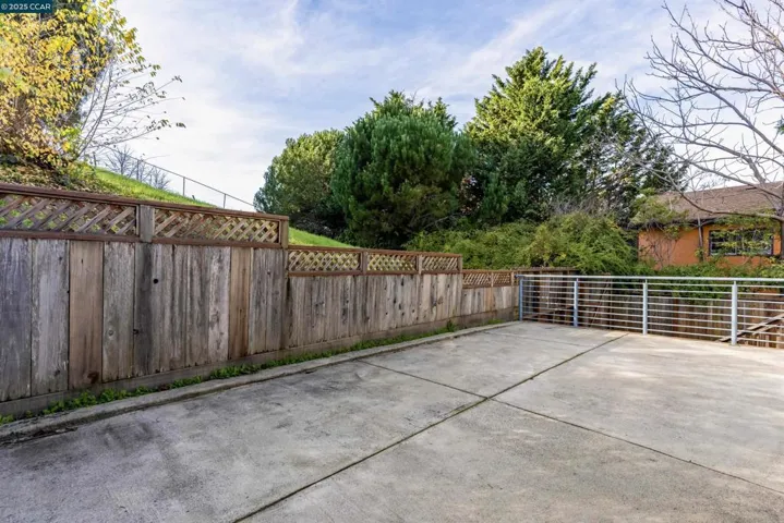 4087 La Colina Rd, El Sobrante, California 94803