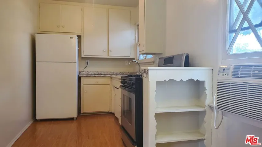 939 N Stanley Avenue #1, West Hollywood, California 90046