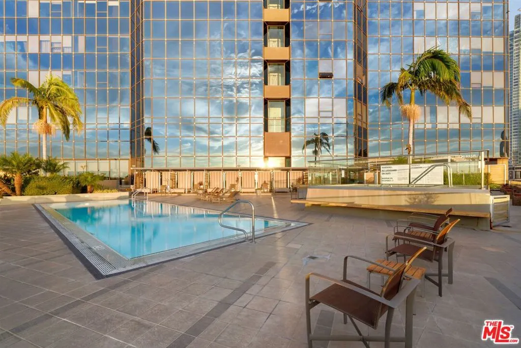 1100 Wilshire 3404, Los Angeles, California 90017 home-pic-32