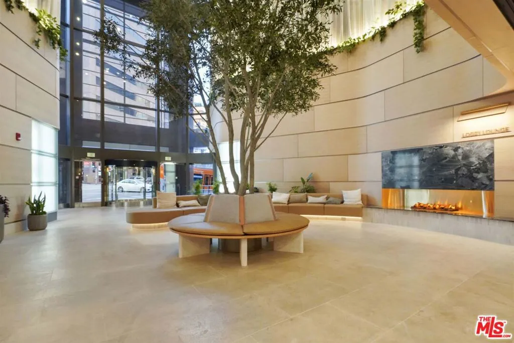 1100 Wilshire 3404, Los Angeles, California 90017 home-pic-46