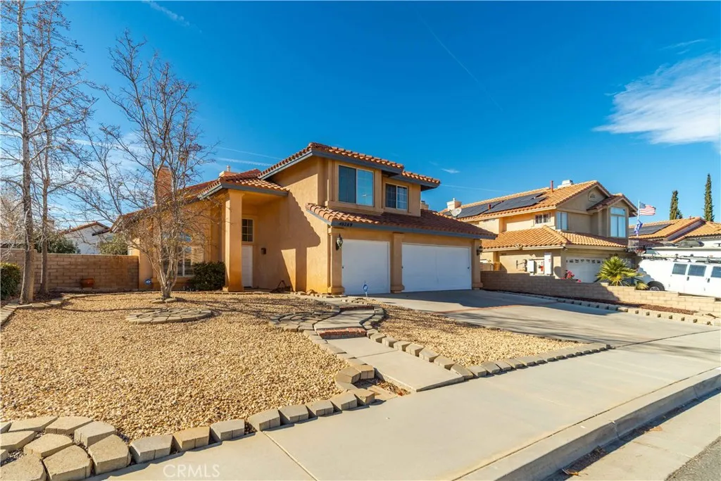 40269 Palmetto Drive, Palmdale, California 93551 home-pic-3