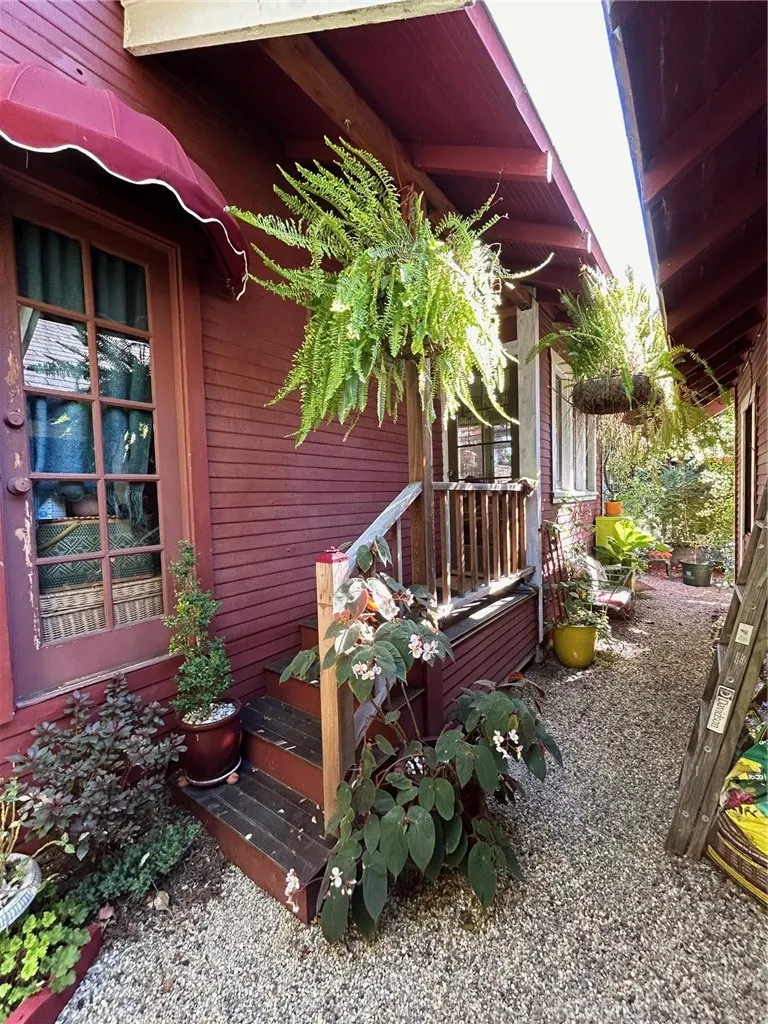 805 Freeman Avenue, Long Beach, California 90804 home-pic-37