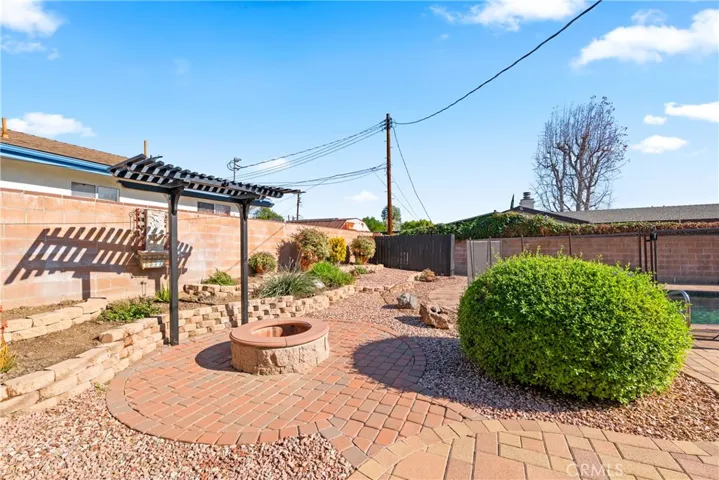 10500 Yolanda Avenue, Porter Ranch, California 91326