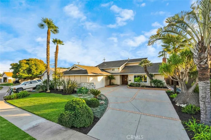 Long Driveway and parking for 4 to 5 cars