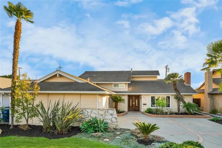 10460 Teal Circle, Fountain Valley, California 92708
