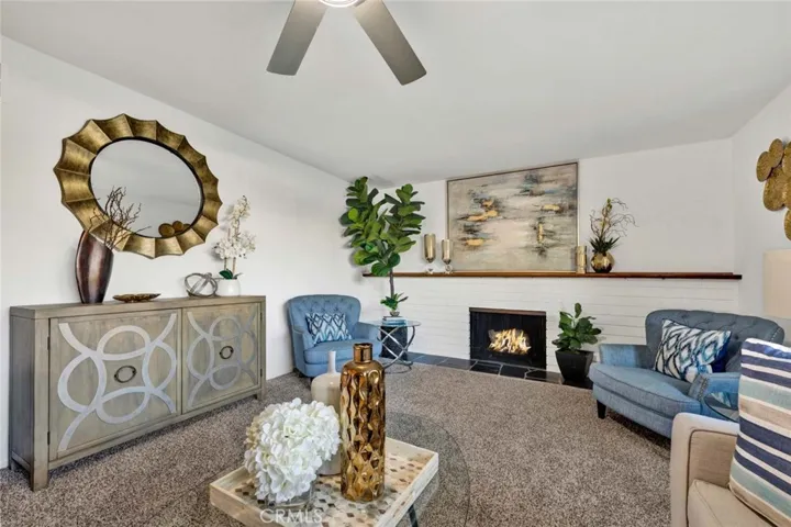 10460 Teal Circle, Fountain Valley, California 92708