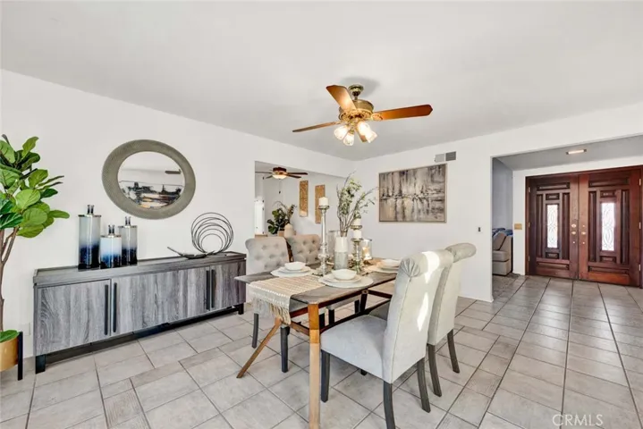 10460 Teal Circle, Fountain Valley, California 92708