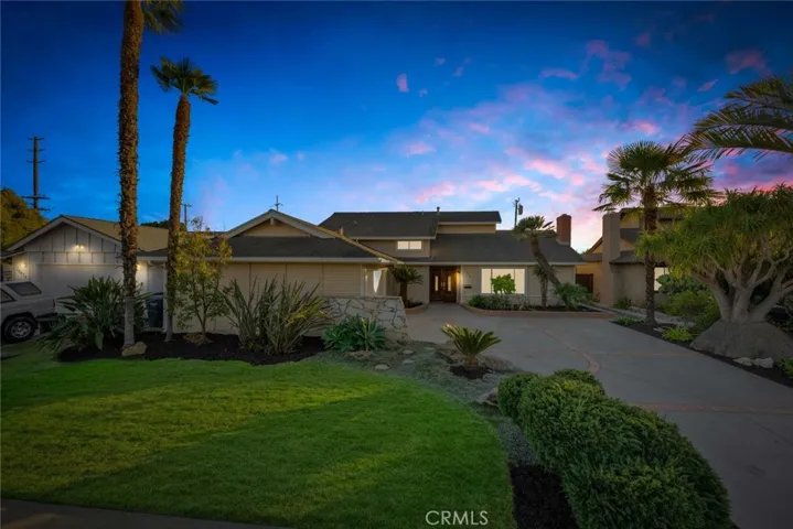 10460 Teal Circle, Fountain Valley, California 92708