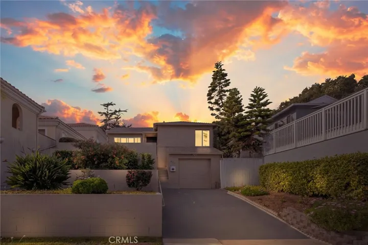 Private Terraced Front Yard with a Patio Area on the top, sit and enjoy the day!
