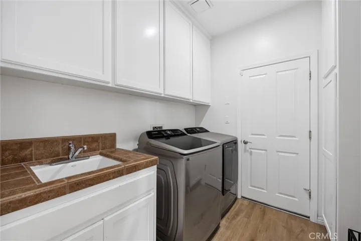 2925 Redwood Hill Court, Bakersfield, California 93314