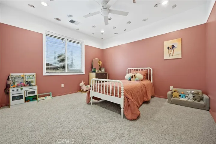 2925 Redwood Hill Court, Bakersfield, California 93314